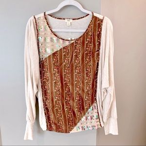 ✨HOST PICK✨Tiny sold at Anthropologie Long Sleeve